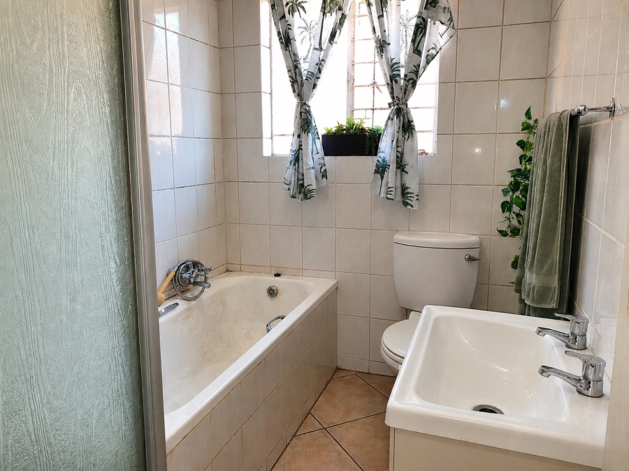 3 Bedroom Property for Sale in Cashan North West